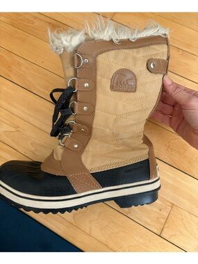 Sorel Tan and Black Quilted Lace-Up Winter Boot with Fur Cuff